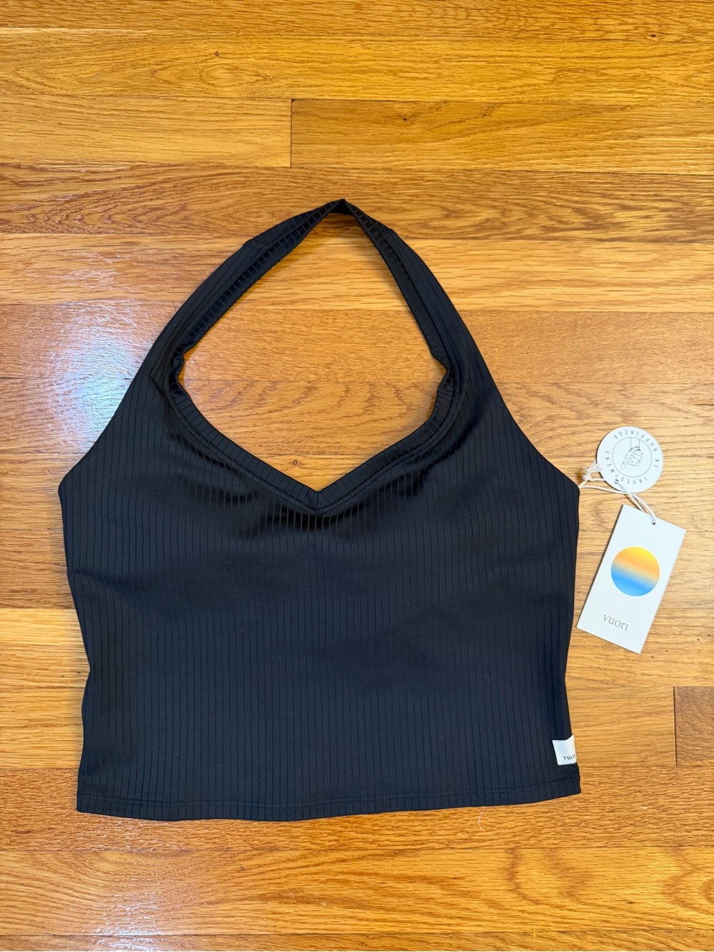 Vuori Ribbed Halter Tank Top with Built-in Padding Black - Size Medium NWT